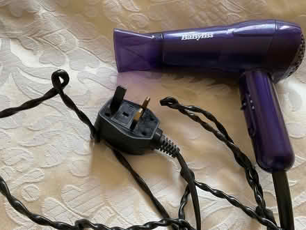 Photo of free Babyliss hair dryer (welling DA16) #1