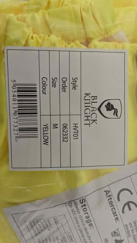 Photo of free Hi-Vis Trousers and Coat: Mens Medium (Queens Drive MK41) #1