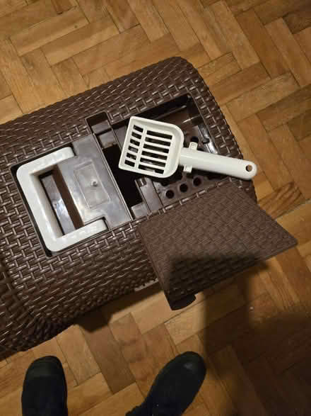 Photo of free Cat litter Tray (Finchley Central) #3