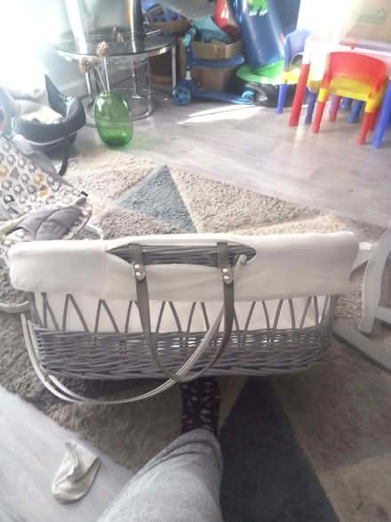 Photo of free Moses Basket (Maylands HP2) #4