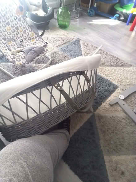 Photo of free Moses Basket (Maylands HP2) #3
