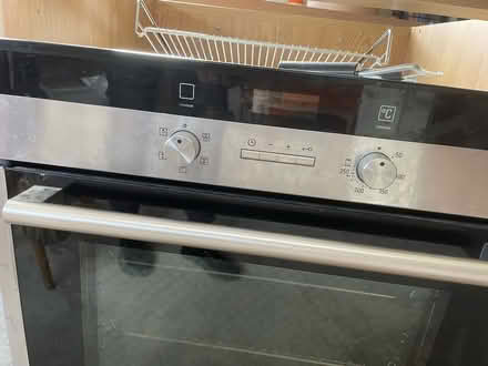 Photo of free Siemens integrated oven (CR0) #1
