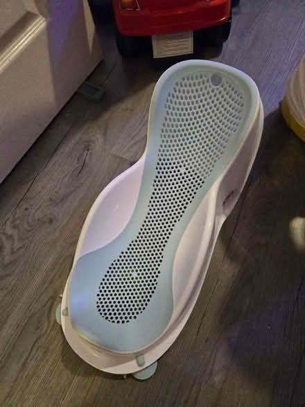 Photo of free Baby bath (Lifford B14) #1