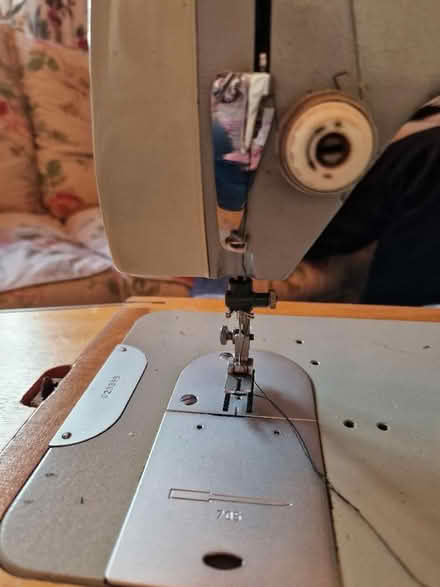 Photo of free Old Cresta Sewing Machine (Seal TN15) #3