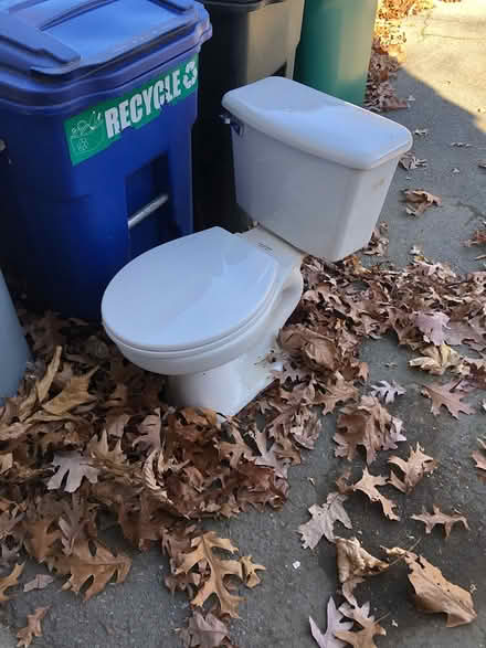 Photo of free Toilet (Woburn - four corners) #1