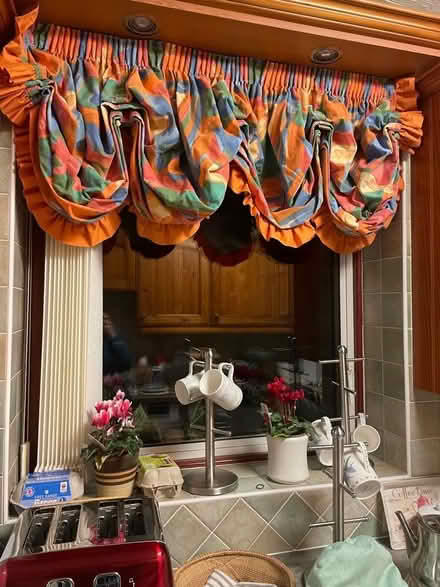 Photo of free Bright and cheery window pelmets (Florence Park OX4) #1