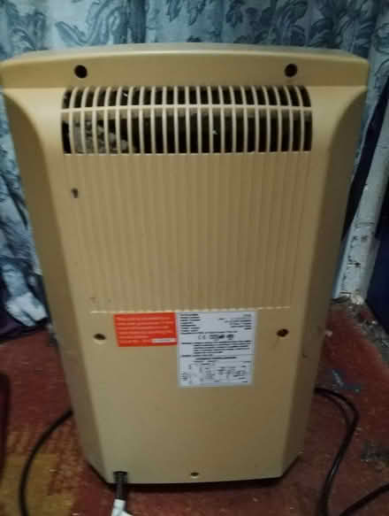 Photo of free Old dehumidifier for garage etc (Carlisle, Harraby. CA1) #4
