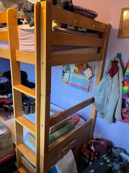 Photo of free Bunk bed can be spit into two singles (Crowthorne RG45) #2