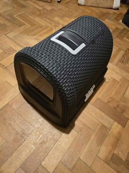 Photo of free Cat litter tray (black) (Finchley Central) #1