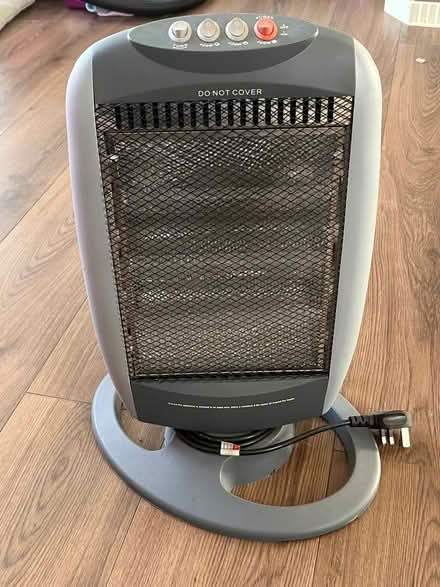 Photo of free Heater (Southborough BR2) #1