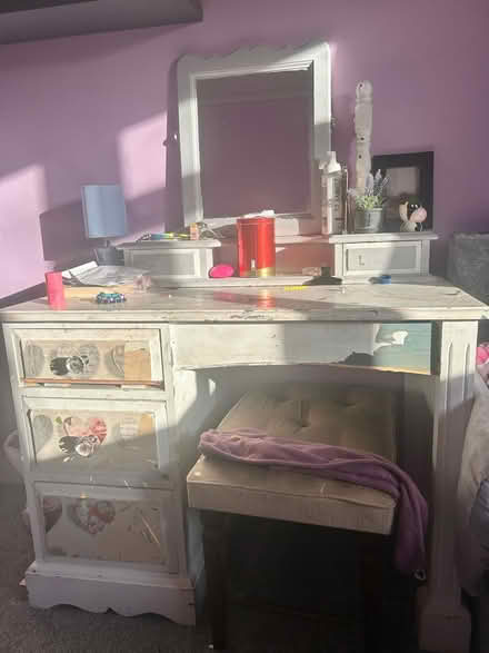 Photo of free Vanity and chair (Pitsea) #1