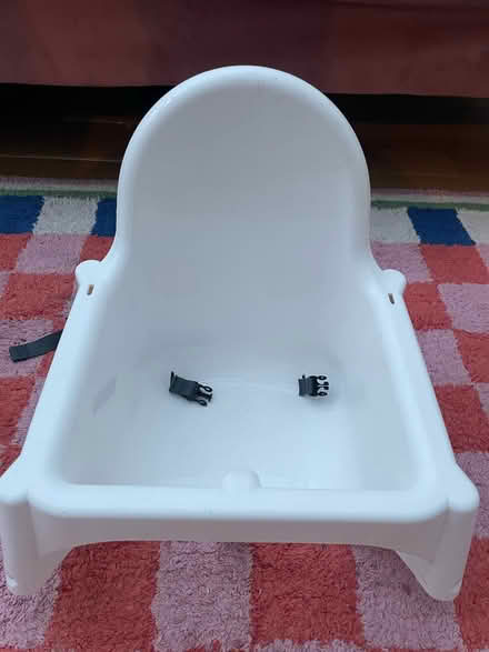 Photo of free IKEA High chair (missing legs) (Maryland E15) #3