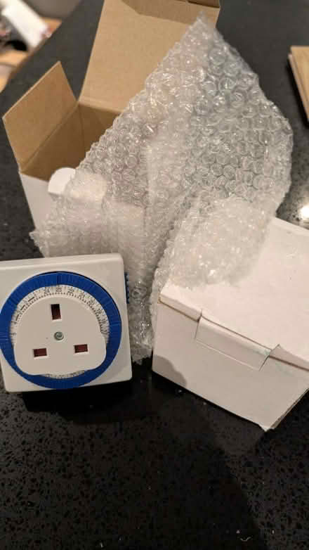 Photo of free 2x plug timers (GU17) #1