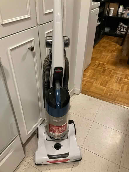 Photo of free Upright bagless vacuum cleaner (Near Carlingwood Mall) #2