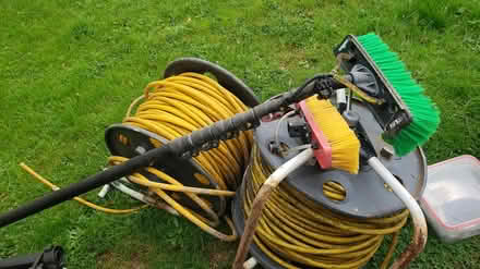 Photo of free Window cleaning (TN38) #2