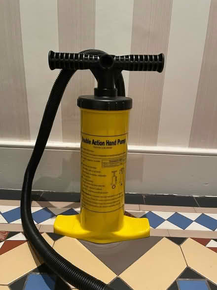 Photo of free Air mattress pump (West dulwich) #1