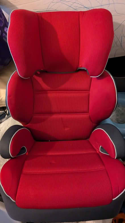 Photo of free Halfords Car Seat (Queens Drive MK41) #1