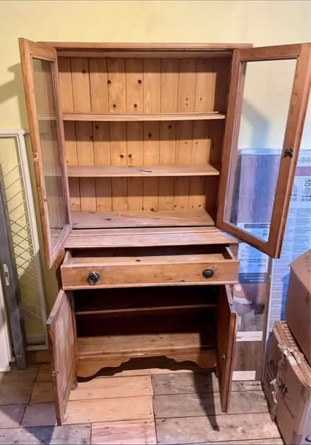 Photo of free Wooden cabinet (Hammersmith) #3