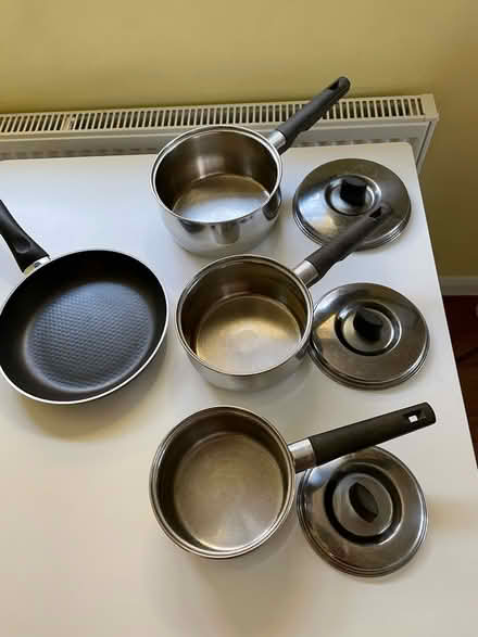 Photo of free Saucepans and frying pan (Danbury) #1