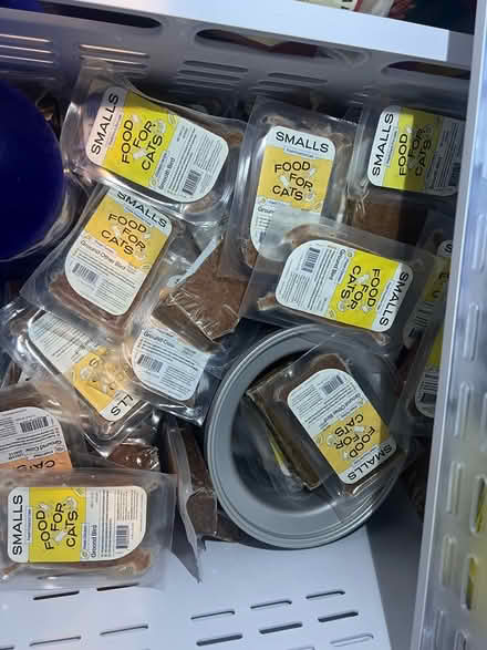 Photo of free Smalls Frozen Cat Food (Fauntleroy neighborhood) #1