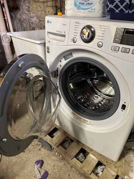 Photo of free LG he washer (Brookline Village) #4