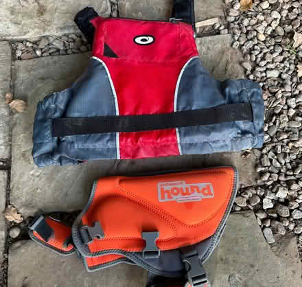 Photo of free 2 Life jackets (Nash LD8) #4