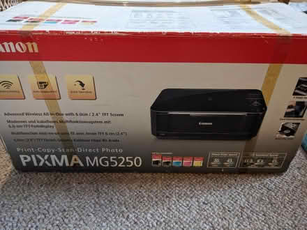 Photo of free Printer and scanner (Harbertonford TQ9) #1