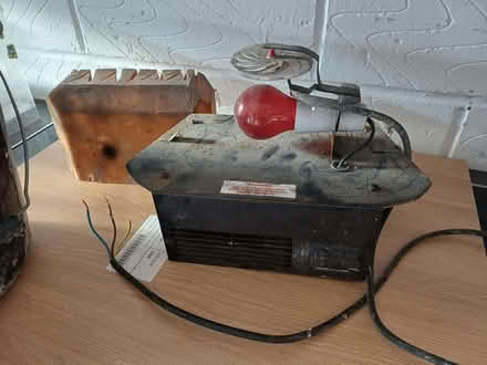 Photo of free Living flame electric fire insert (Woodcote SM5) #2