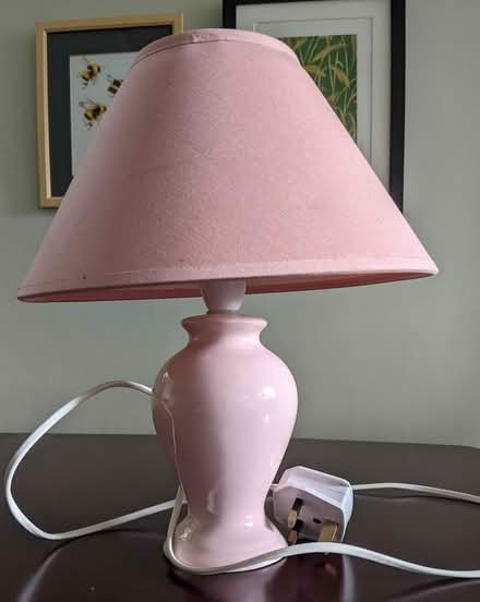 Photo of free Small pink lamp (Ainsdale (Ainsdale (PR8)) #1