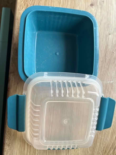 Photo of free Bird feeders, pots, bottle (DE65) #3