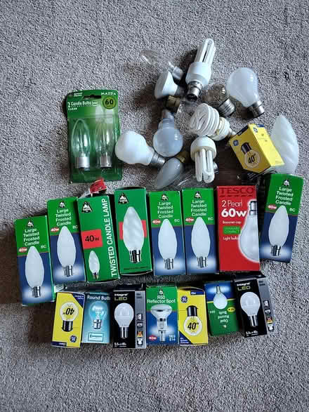 Photo of free Selection of light bulbs (Prestwich, M25) #1