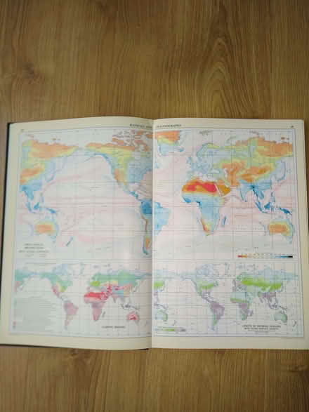 Photo of free World Atlas (Haywood RG12) #3