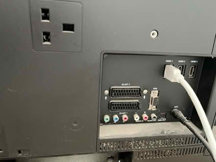 Photo of free 32inch tv (Hoddesdon) #3
