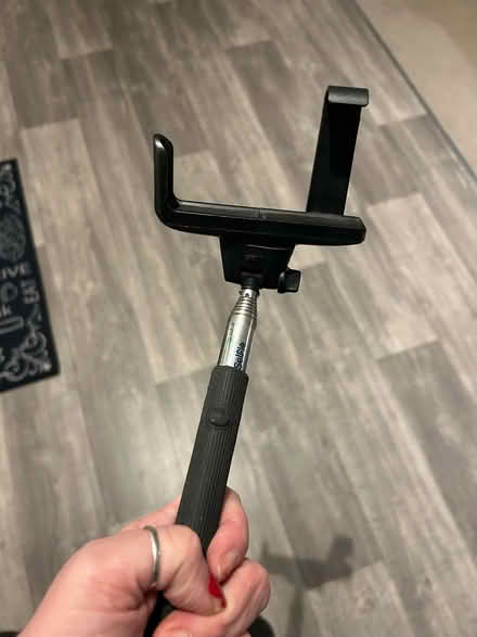 Photo of free Selfie stick (CV34) #1