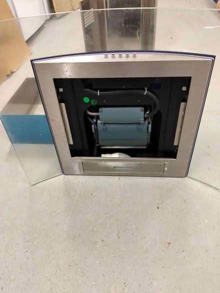 Photo of free Extractor fan for kitchen (Beauchief S8) #2