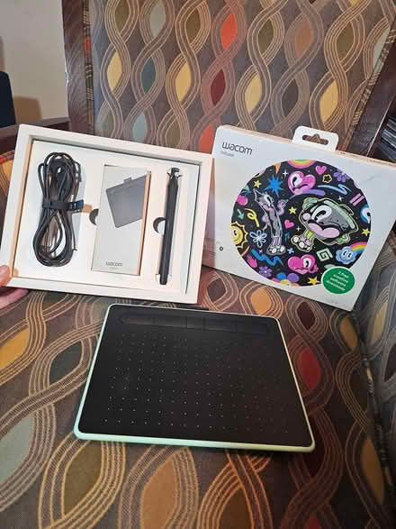 Photo of free Wacom creative tablet (Stoneham) #1