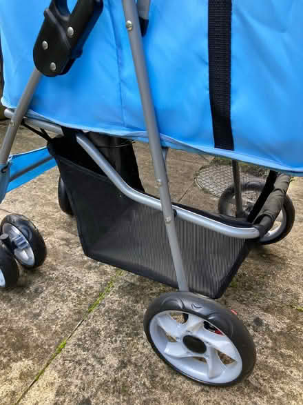 Photo of free Dog pram (GU12) #2