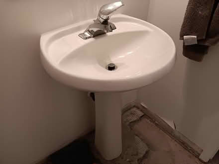 Photo of free Bathroom Pedestal Sink and Faucet (l1k ob5) #1