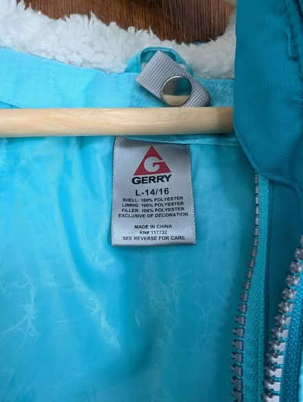Photo of free Jacket (80920) #2