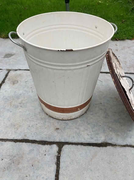 Photo of free Old metal bin (Wickford) #2