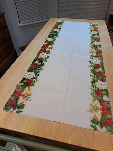 Photo of free Holiday table runner (Pasadena) #1