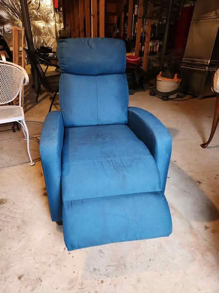 Photo of free Recliner- Smaller size, used (Waxpool & Ashburn Rd.) #1