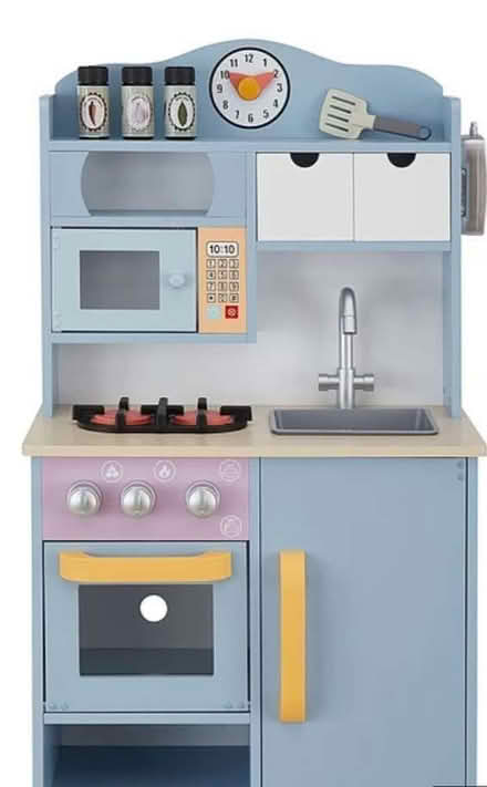 Photo of Toy kitchen (Bradley Fold BL2) #1