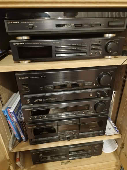 Photo of free Pioneer Stereo (Greenford UB6) #1
