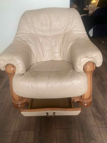 Photo of free Concervatory chair (Droiwich WR9) #2