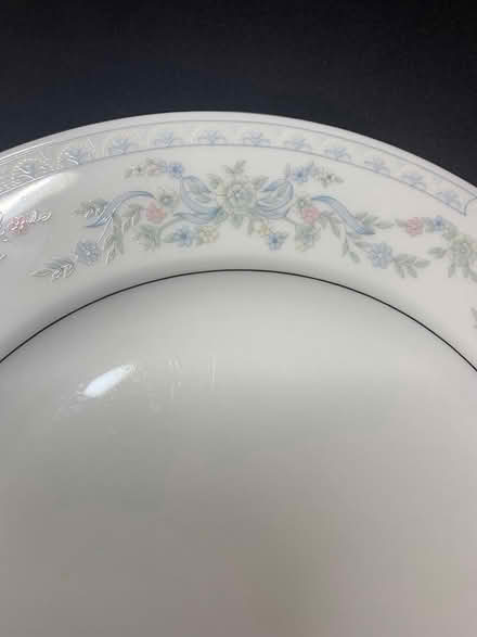 Photo of free China Set 6 Place Settings (13 Mile & Haggerty) #4