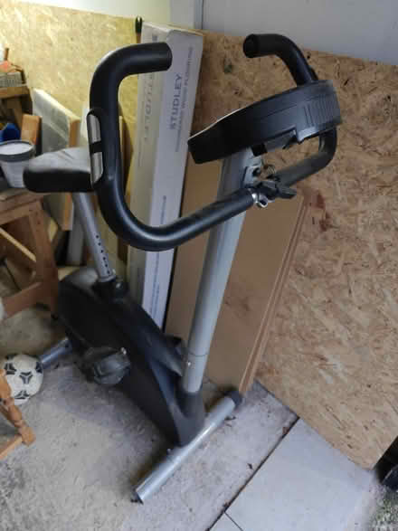 Photo of free Fixed bike (N12 Woodside park) #1