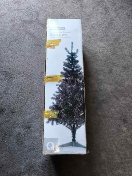 Photo of free The Christmas tree (Aylesbury) #2