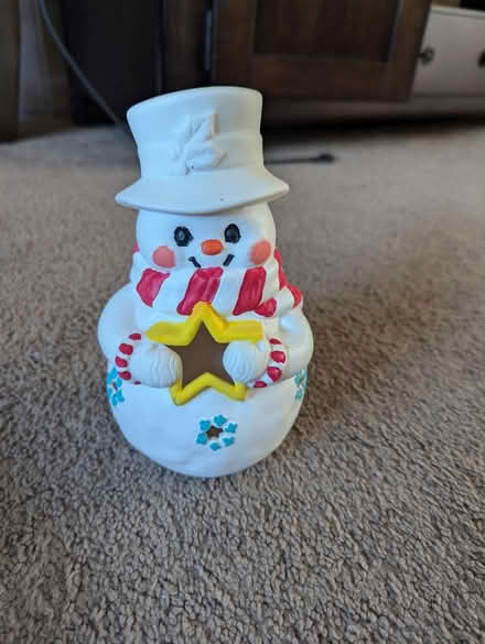 Photo of free Ceramic light up snowman (280/Winchester) #1