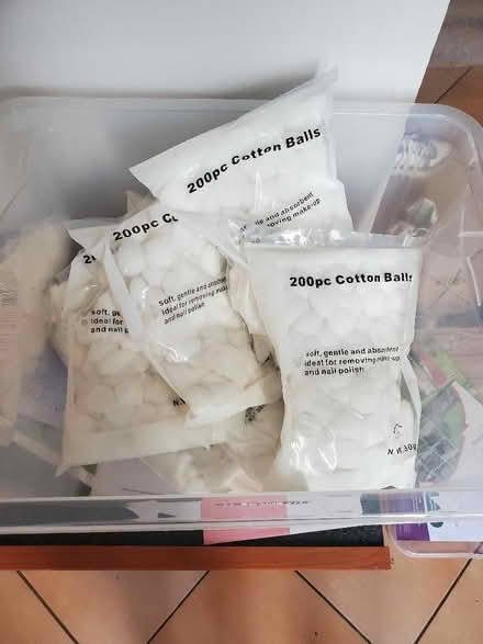 Photo of free 1600 cotton wool balls (Westbrook WA5) #1